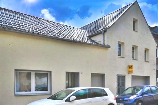 Straßenansicht Straßenansicht - Sonstige in 50170 Kerpen mit 177m² als Kapitalanlage kaufen