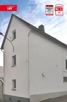 Idyllisches , hochwertiges Zuhause mit großem Garten und viel Nebengelass