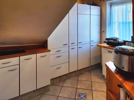 Einbauschränke im Hauswirtschaftsraum - Einfamilienhaus in 53501 Grafschaft mit 146m² kaufen