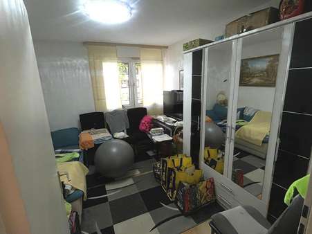 Kinderzimmer Kinderzimmer - Etagenwohnung in 41065 Mönchengladbach mit 84m² kaufen