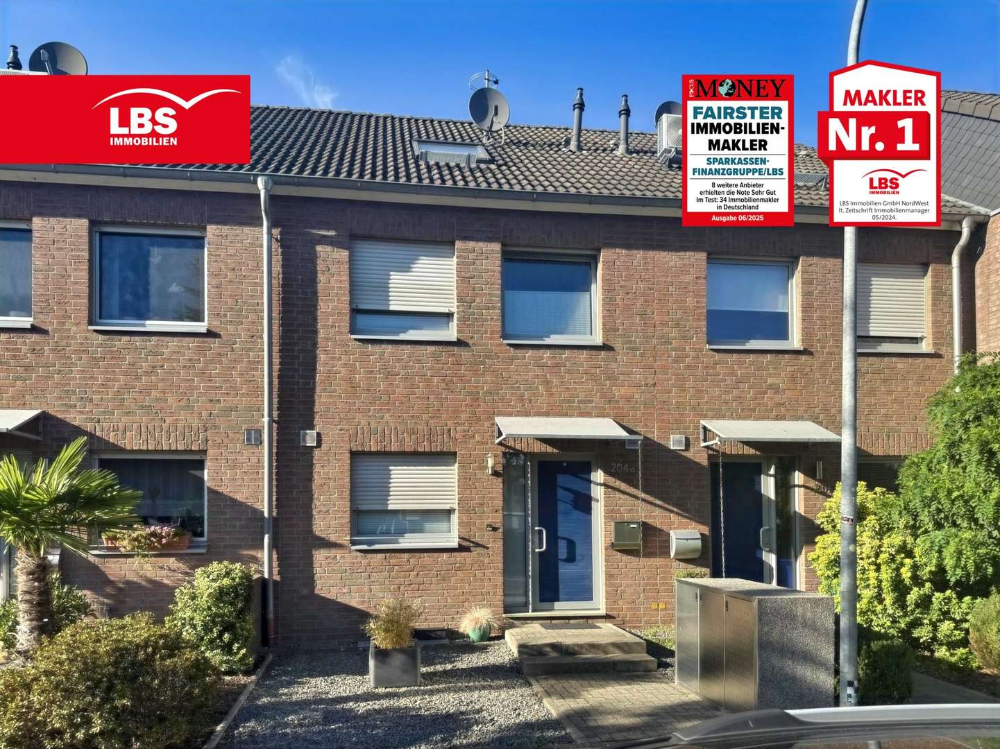 Hausansicht Hausansicht - Reihenmittelhaus in 41069 Mönchengladbach mit 109m² kaufen