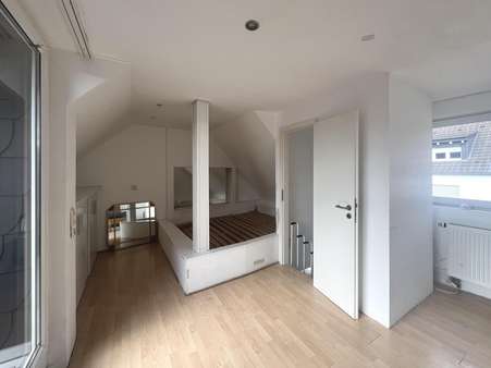 Schlafzimmer Maisonette Schlafzimmer Maisonette - Maisonette-Wohnung in 41061 Mönchengladbach mit 115m² kaufen