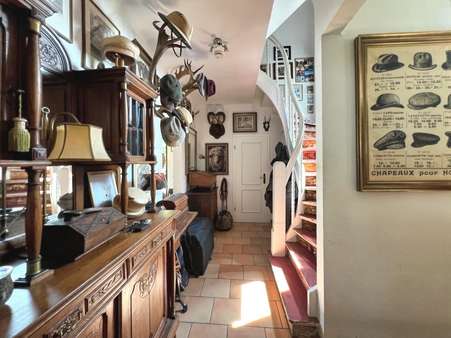 Flur Flur - Doppelhaushälfte in 41236 Mönchengladbach mit 109m² kaufen