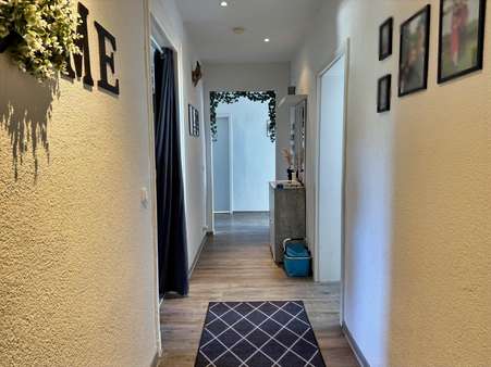 Flur - Etagenwohnung in 45891 Gelsenkirchen mit 112m² kaufen