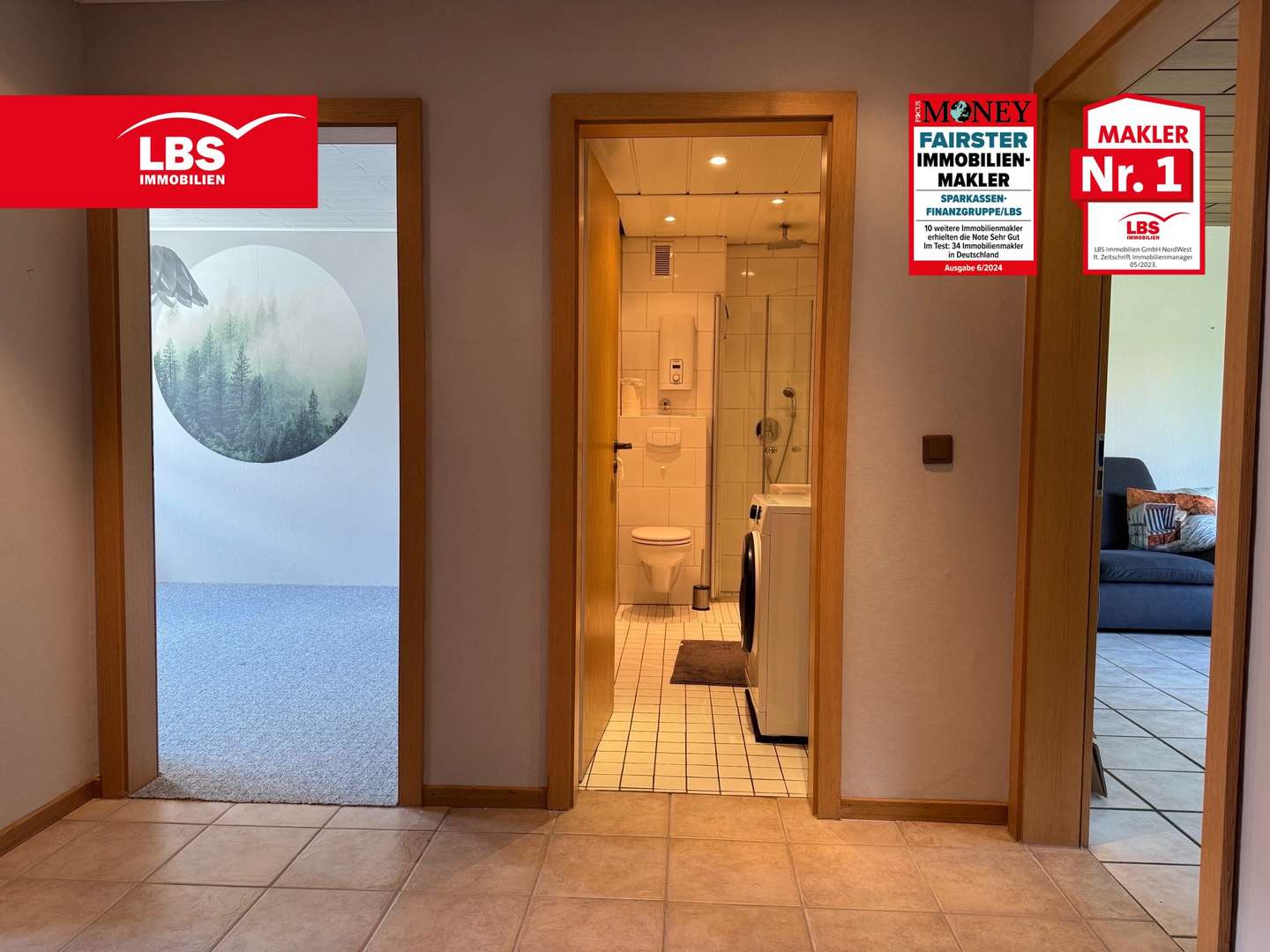 Flur mit Blick zu den Räumen - Erdgeschosswohnung in 45891 Gelsenkirchen mit 62m² kaufen