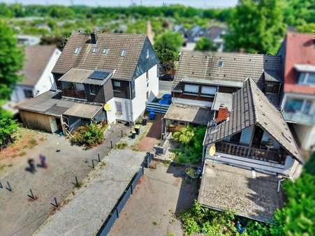 Luftbild Luftbild - Mehrfamilienhaus in 45356 Essen mit 275m² kaufen