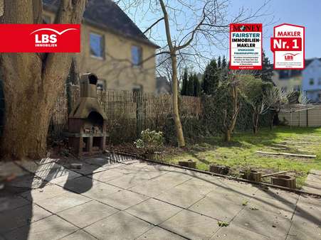 Hinterhof - Etagenwohnung in 45886 Gelsenkirchen mit 100m² kaufen