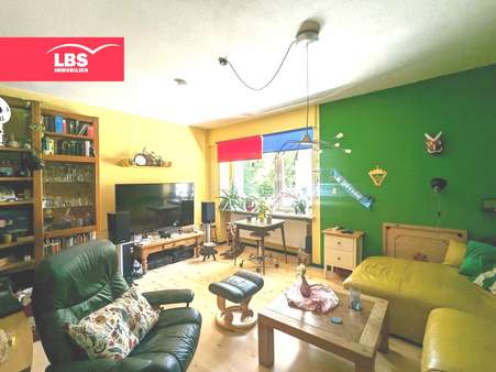 Wohnzimmer Wohnzimmer - Erdgeschosswohnung in 44651 Herne mit 97m² als Kapitalanlage kaufen