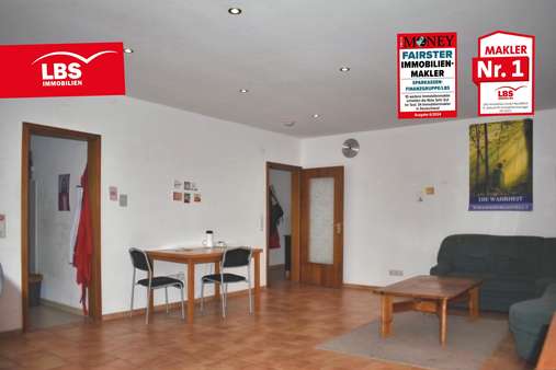 großes Wohnzimmer - Dachgeschosswohnung in 44225 Dortmund mit 73m² kaufen