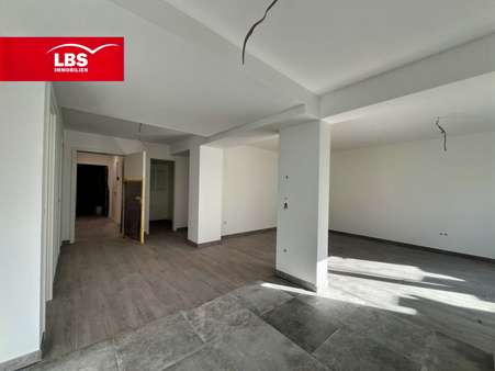 Wohnzimmer / Küche Souterrain - Souterrain-Wohnung in 45889 Gelsenkirchen mit 79m² kaufen