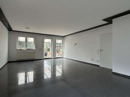 Erdgeschoss: Wohnzimmer Erdgeschoss: Wohnzimmer - Mehrfamilienhaus in 52511 Geilenkirchen mit 349m² kaufen