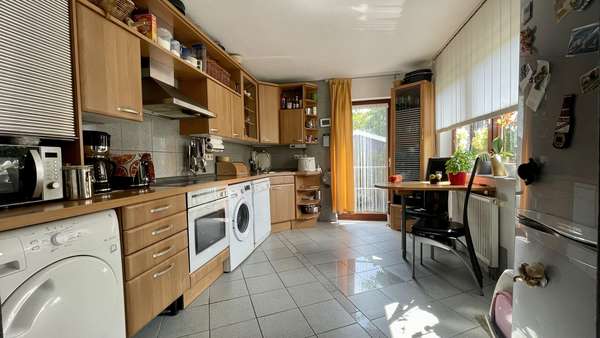 Küche EG - Doppelhaushälfte in 40468 Düsseldorf mit 260m² kaufen