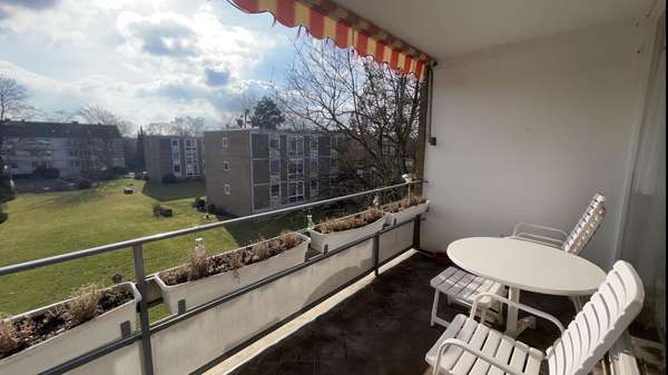 Balkon - Etagenwohnung in 40470 Düsseldorf mit 108m² kaufen