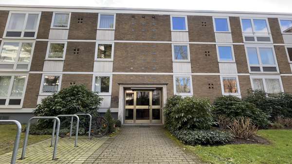 Hauseingang - Etagenwohnung in 40470 Düsseldorf mit 108m² kaufen