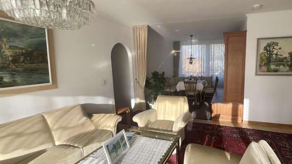 Wohn-/Esszimmer Wohn-/Esszimmer - Etagenwohnung in 40470 Düsseldorf mit 108m² kaufen