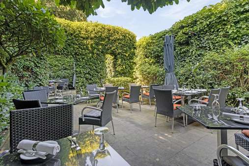 Terrasse  - Mehrfamilienhaus in 41061 Mönchengladbach mit 203m² kaufen