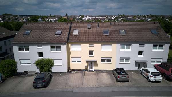 Aussenansicht - Etagenwohnung in 58708 Menden mit 87m² kaufen