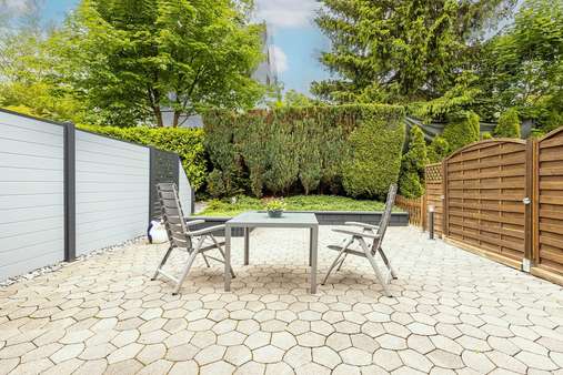 Terrasse - Reihenmittelhaus in 58511 Lüdenscheid mit 120m² kaufen