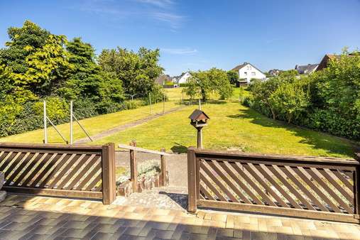 Freisitz mit Gartenblick Freisitz mit Gartenblick - Einfamilienhaus in 58708 Menden mit 177m² kaufen