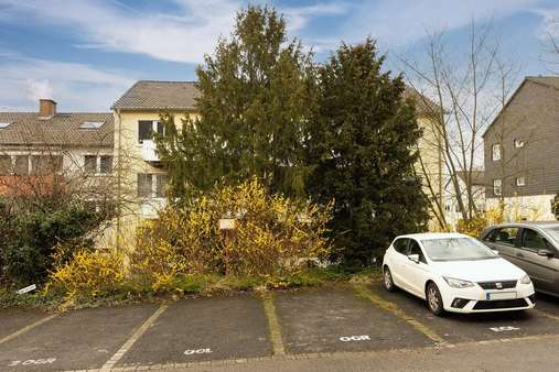 zugehörige Parkplätze - Mehrfamilienhaus in 58644 Iserlohn mit 427m² kaufen