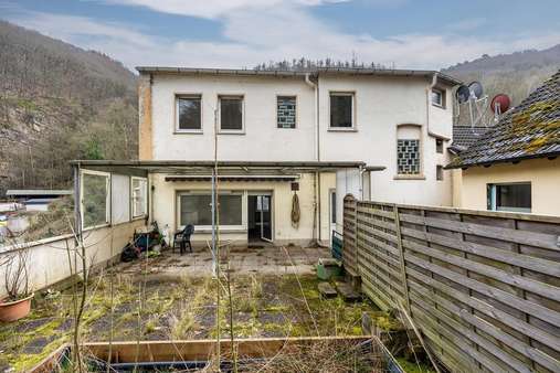 Terrasse und Garten - Mehrfamilienhaus in 58762 Altena mit 188m² kaufen