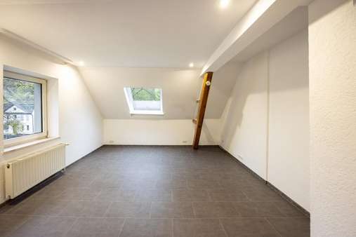 Wohnen - Dachgeschosswohnung in 58644 Iserlohn mit 80m² kaufen