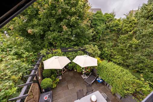 Ausblick vom DG auf die Terrasse Ausblick vom DG auf die Terrasse - Einfamilienhaus in 58553 Halver mit 238m² kaufen
