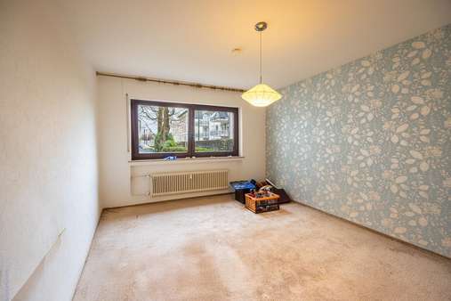 großes Schlafzimmer großes Schlafzimmer - Erdgeschosswohnung in 58511 Lüdenscheid mit 66m² kaufen