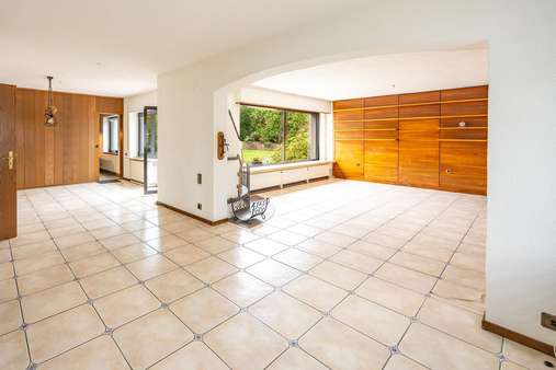 EG: Wohn- und Esszimmer - Einfamilienhaus in 58566 Kierspe mit 200m² kaufen