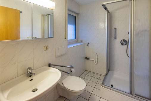 Tageslichtbad mit Dusche - Appartement in 58511 Lüdenscheid mit 46m² kaufen