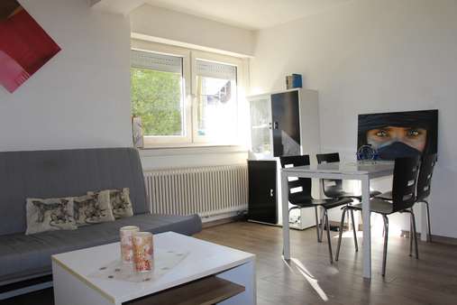 Wohnzimmer Wohnzimmer - Souterrain-Wohnung in 33100 Paderborn mit 42m² kaufen