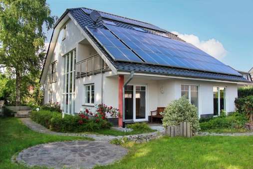 Außenansicht Außenansicht - Zweifamilienhaus in 33104 Paderborn mit 280m² kaufen