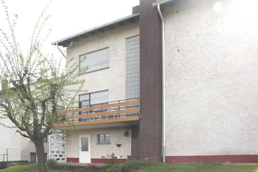 Rückansicht - Einfamilienhaus in 37688 Beverungen mit 224m² kaufen