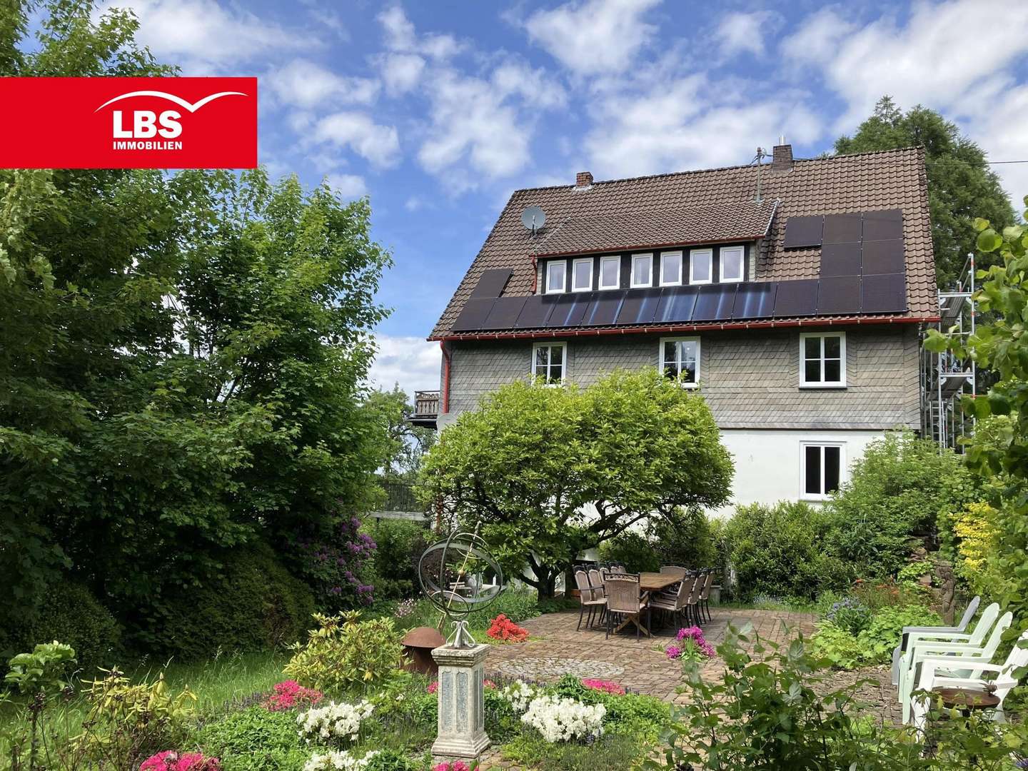 Seitenansicht - Zweifamilienhaus in 57399 Kirchhundem mit 341m² kaufen