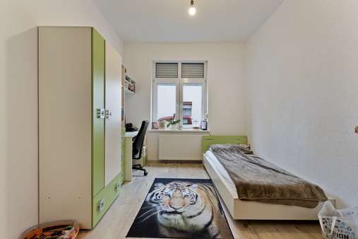 Zimmer EG - Mehrfamilienhaus in 53842 Troisdorf mit 181m² kaufen
