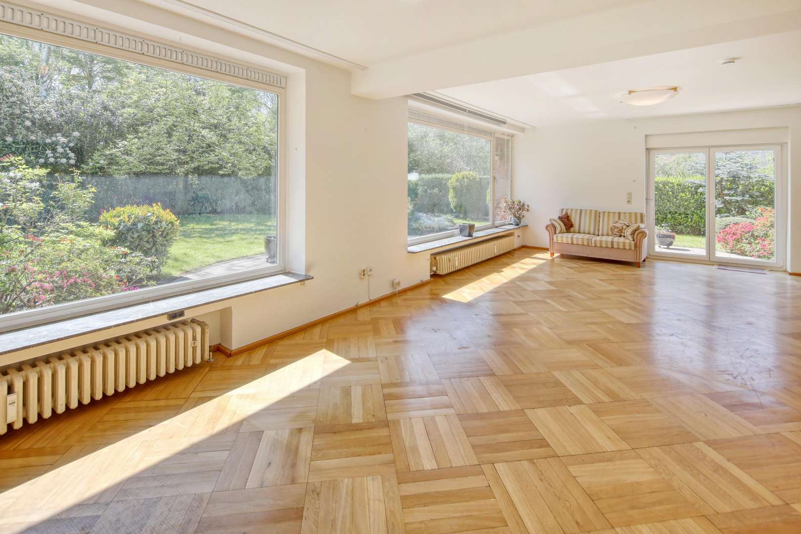 Titelbild - Mehrfamilienhaus in 50767 Köln mit 414m² als Kapitalanlage günstig kaufen