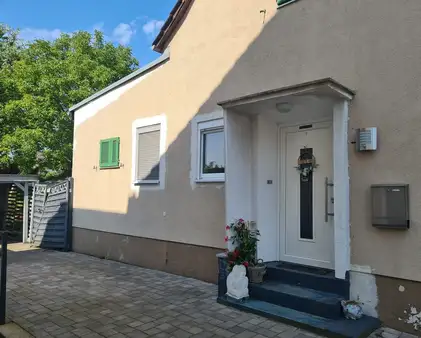 Gemütliches Einfamilienhaus mit charmantem Gartenidyll in Troisdorf-Oberlar