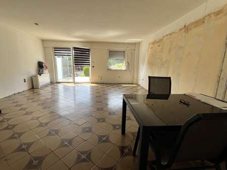 Wohn-/Esszimmer - Zweifamilienhaus in 58239 Schwerte mit 214m² kaufen