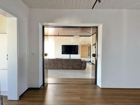 Blick zum Anbau/Wohnzimmer - Doppelhaushälfte in 44267 Dortmund mit 209m² kaufen