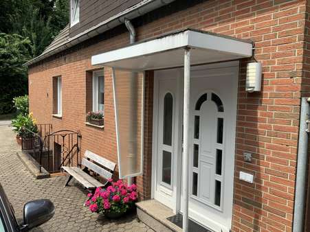 Eingangsbereich Eingangsbereich - Einfamilienhaus in 42489 Wülfrath mit 133m² kaufen
