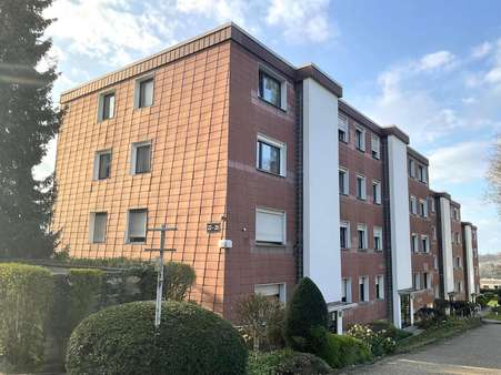 Frontansicht - Etagenwohnung in 42549 Velbert mit 84m² kaufen