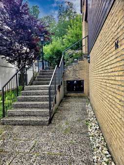 Eingang Eingang - Einfamilienhaus in 42555 Velbert mit 216m² kaufen