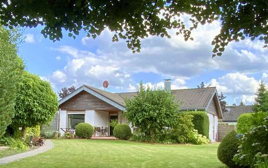 Bungalow - Bungalow in 33758 Schloß Holte-Stukenbrock mit 125m² kaufen