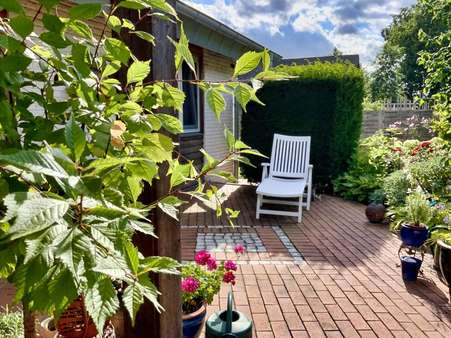 Terrasse - Bungalow in 33758 Schloß Holte-Stukenbrock mit 125m² kaufen