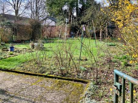 Garten - Mehrfamilienhaus in 33613 Bielefeld mit 190m² kaufen