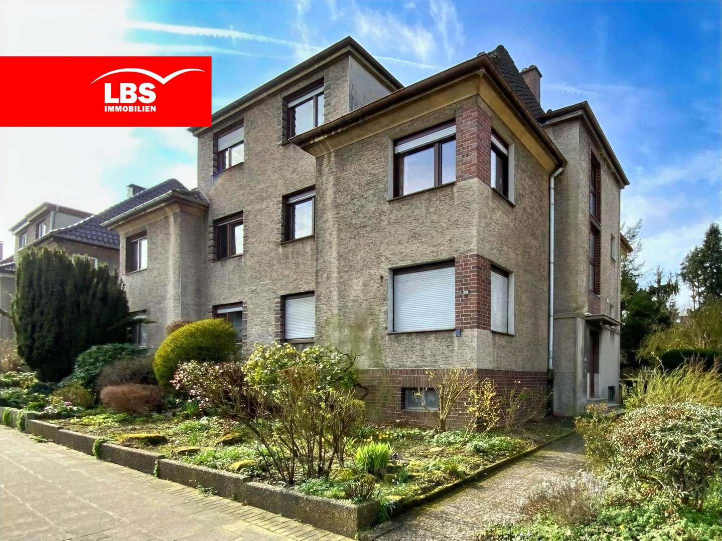Titel Straßenansicht - Mehrfamilienhaus in 33613 Bielefeld mit 190m² kaufen