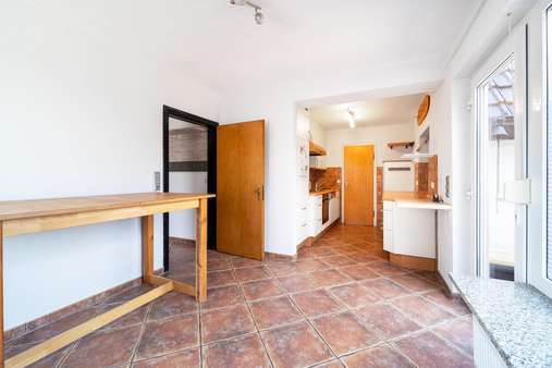 Essbereich und Küche Essbereich und Küche - Einfamilienhaus in 33758 Schloß Holte-Stukenbrock mit 248m² kaufen