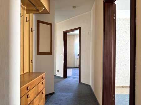 Flur - Etagenwohnung in 32108 Bad Salzuflen mit 80m² kaufen
