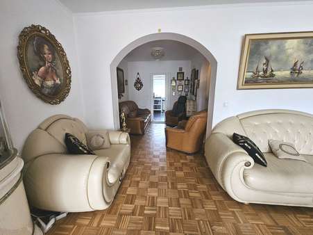 Blick zur Küche Blick zur Küche - Etagenwohnung in 33605 Bielefeld mit 100m² kaufen