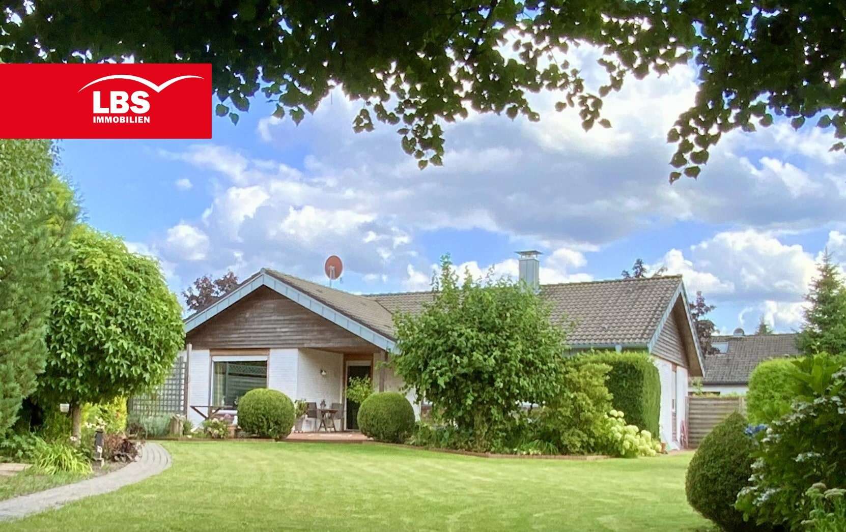 Bungalow Bungalow - Bungalow in 33758 Schloß Holte-Stukenbrock mit 125m² kaufen